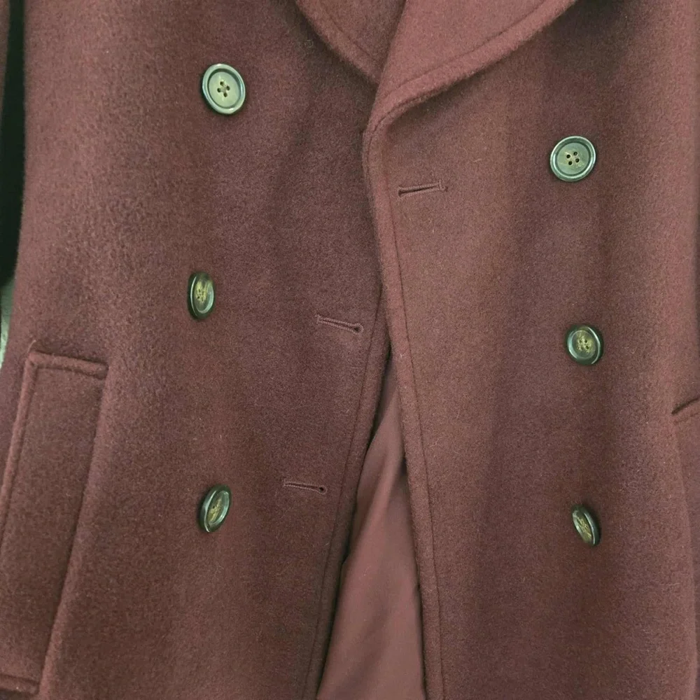 Old Navy Burgundy Peacoat size medium‎ EUC